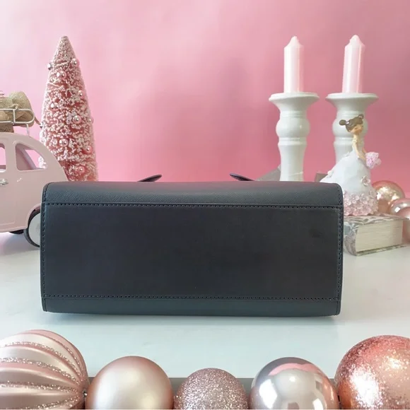 Final Sale!!! 👜 MICHAEL KORS 🌺 Carmen Medium Faux Leather Belted Satchel - Picture 6 of 13